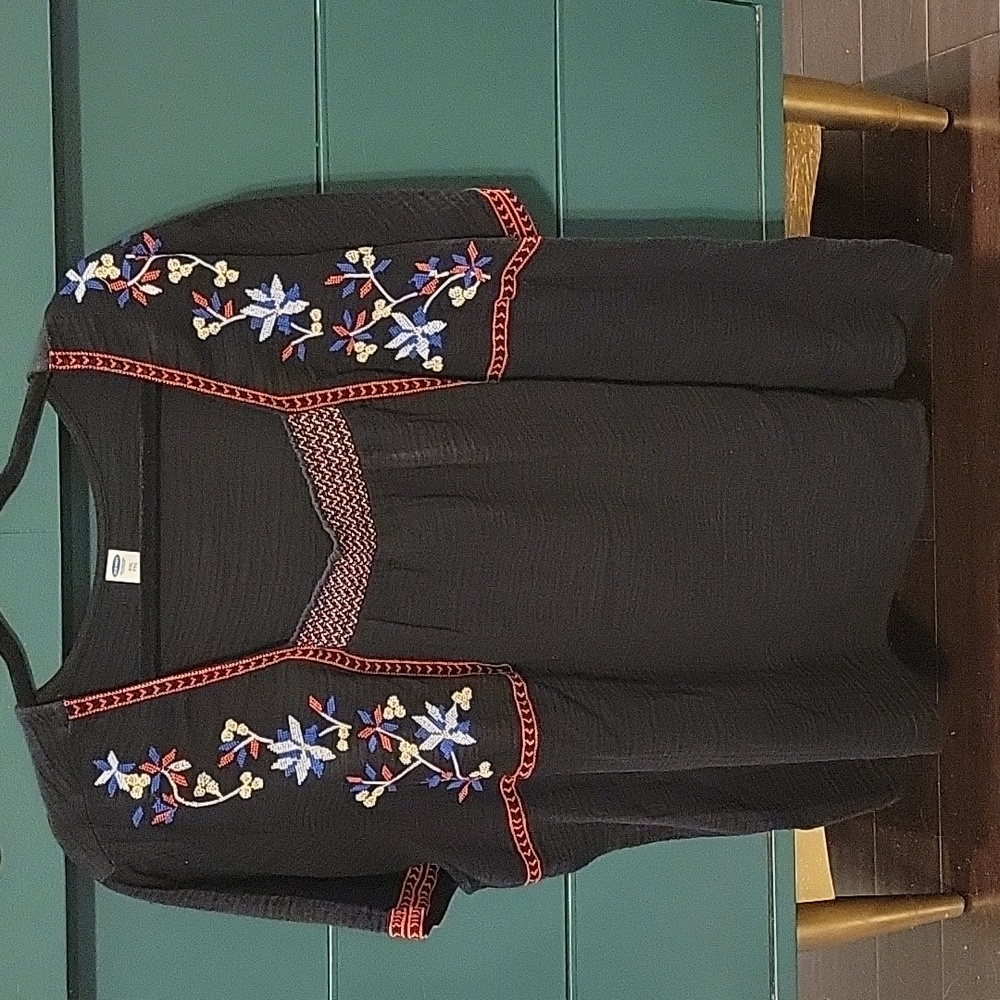 Old Navy Top (XXL)